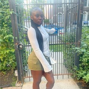 Meet your Posher, Chanel